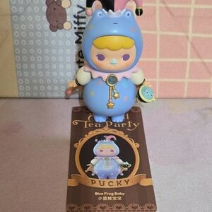 Pucky Blue Frog Baby Animal Tea Partt Figure Popmart